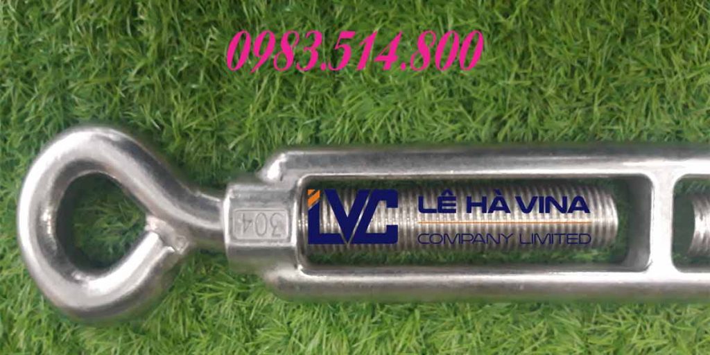 Tăng đơ inox có màu trắng sáng tự nhiên